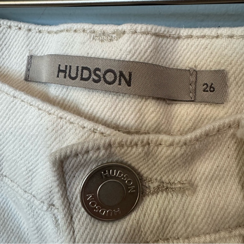 Hudson Lori Star Studded Off White 100% Cotton Denim Shorts. Women’s 26 - Picture 3 of 15